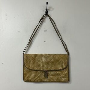 Woven Tan Shoulder Bag vintage 70’s 80’s